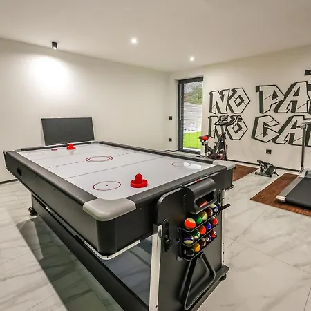 Cocosinella Belgrade Vila *